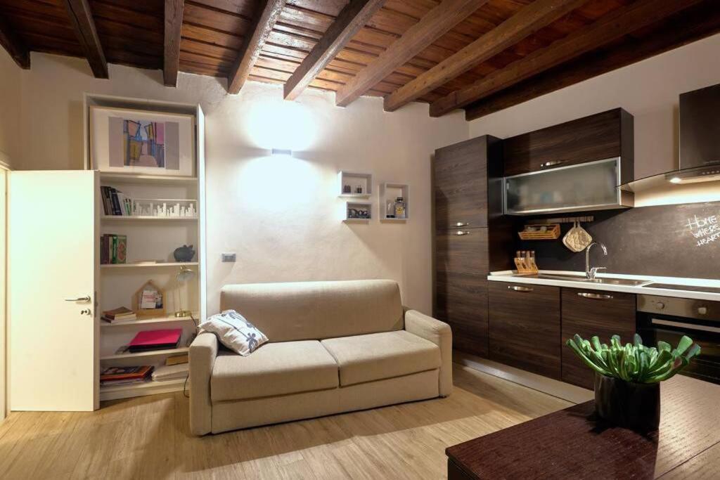 Grazioso Monolocale Nel Cuore Di Brera Mailand Exterior foto